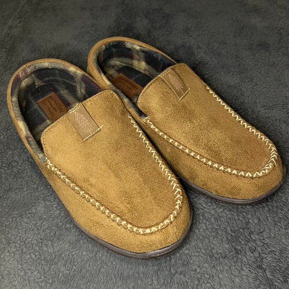 Signature by Levi Strauss Other - ✨2/$20 NWOT Signature by Levi Strauss Men's Memory Foam Wide Width Moccasin
